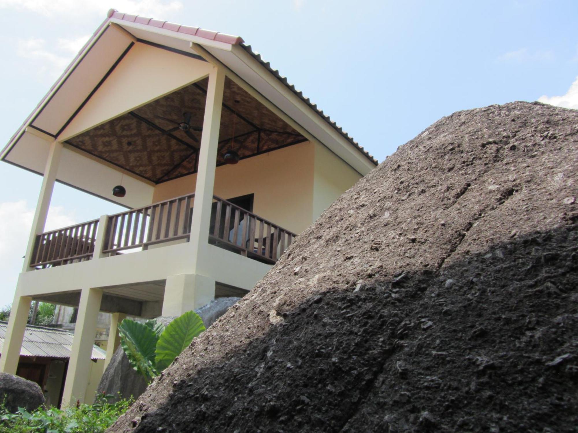 Flower Paradise Bungalows & Swiss Restaurant Roestiland Lamai Beach  Kamer foto