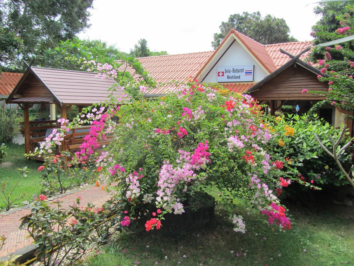 Flower Paradise Bungalows & Swiss Restaurant Roestiland Lamai Beach  Buitenkant foto